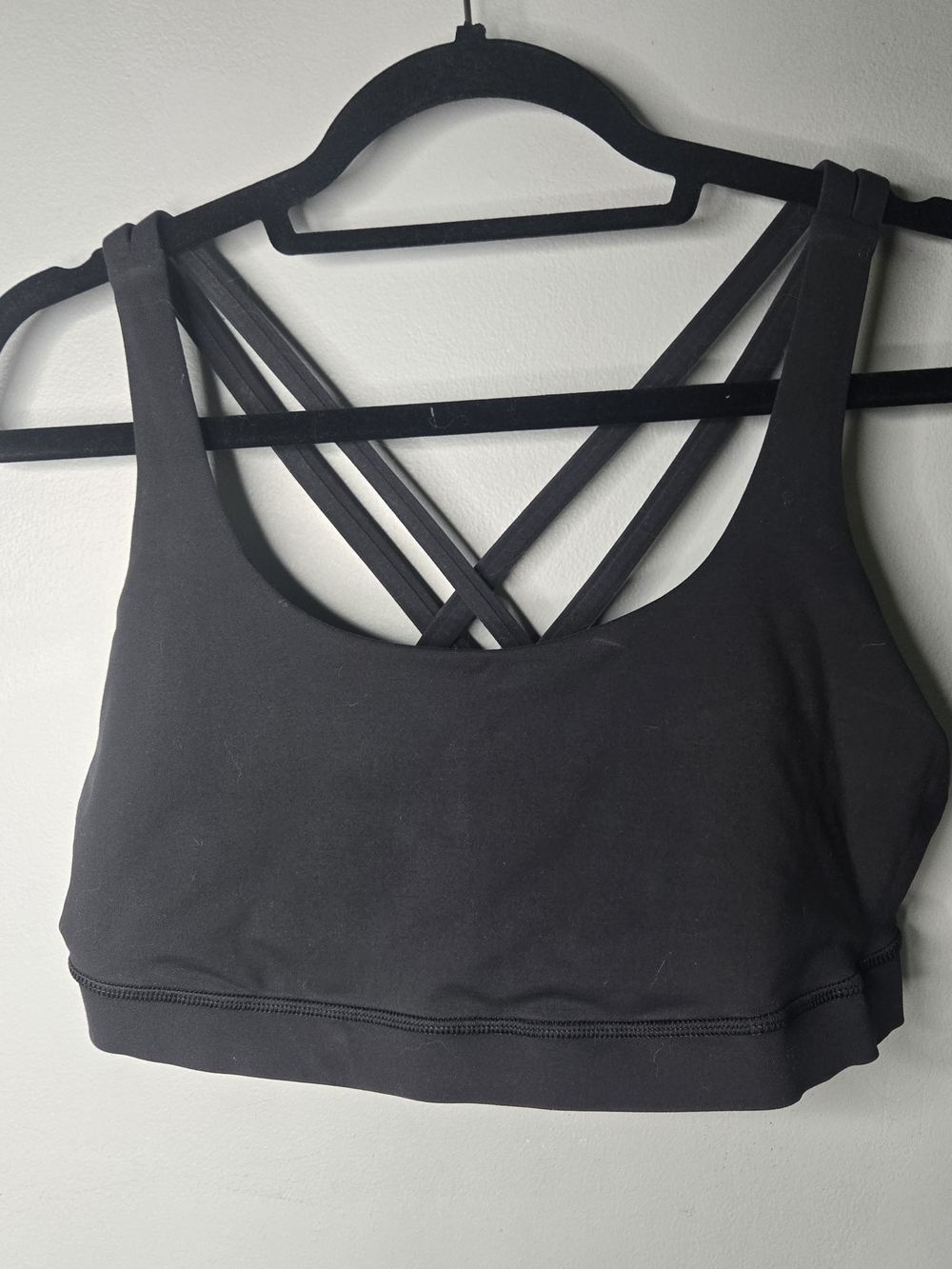 Lululemon Black Strappy Crossback Sports Bra Size Large